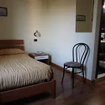 Siros ホテル