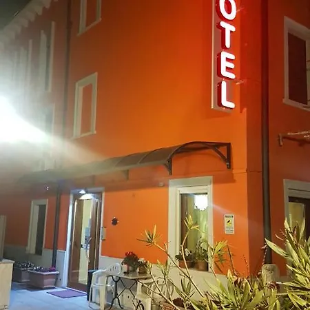 Siros Verona
