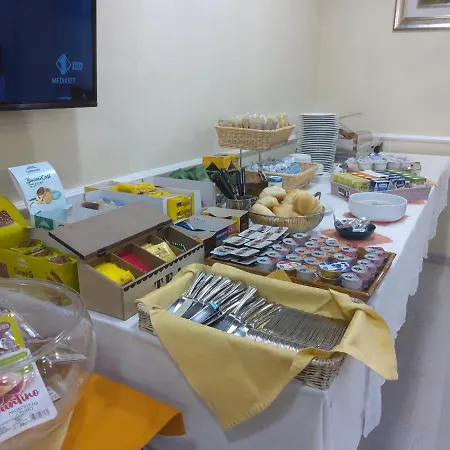 ホテル Siros ヴェローナ