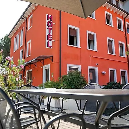 Siros 2* Verona