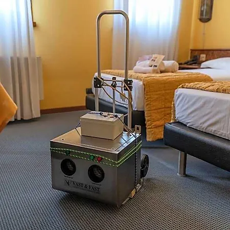Siros Hotel