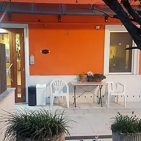 Siros מלון ורונה