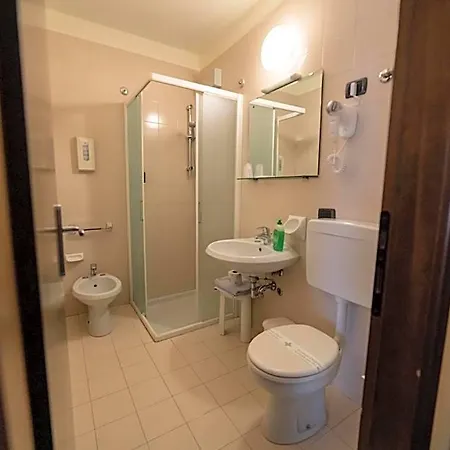 Siros Verona