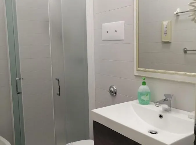 Siros 2* فيرونا