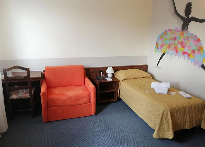 Siros Hotel