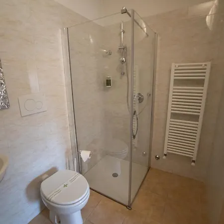 فندق Siros 2*